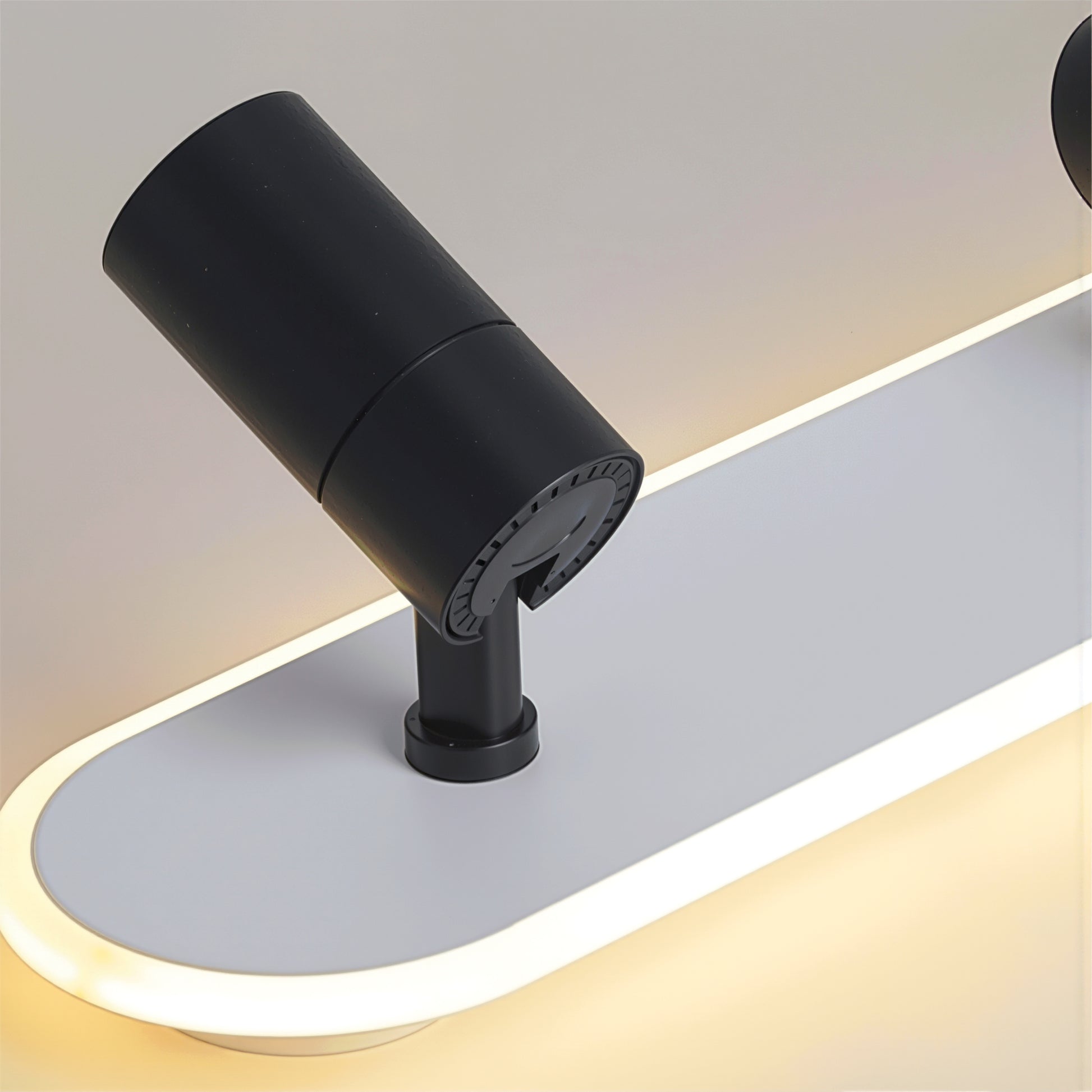 LED полилей с регулируем проектор FISSO Camilla 49W, светлина 3000/4000/6000k, черен LED полилей Заглавие по подразбиране Alessandro Design