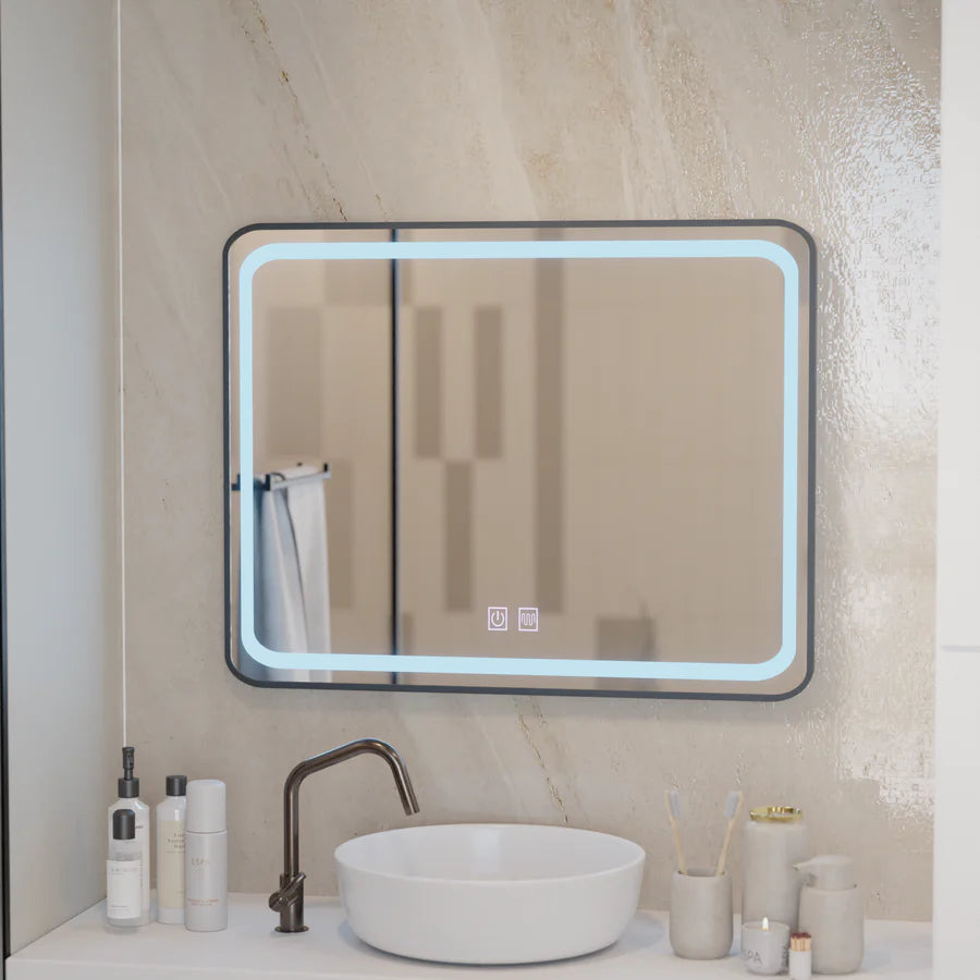 Правоъгълно LED огледало 90x75cm EDGE Touch Demister System, огледала с черна рамка Korman E Заглавие по подразбиране Alessandro Design