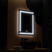 Giga LED огледало, 60x80cm, 14W, докосване, 6000K светлина Korman Mirrors E Заглавие по подразбиране Alessandro Design