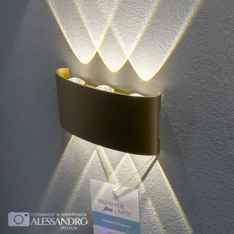 Fantas Външна и вътрешна LED стенна лампа, 6 източника x 1W, IP65, металик, злато, 3000K Външни стенни лампи Заглавие по подразбиране Alessandro Design