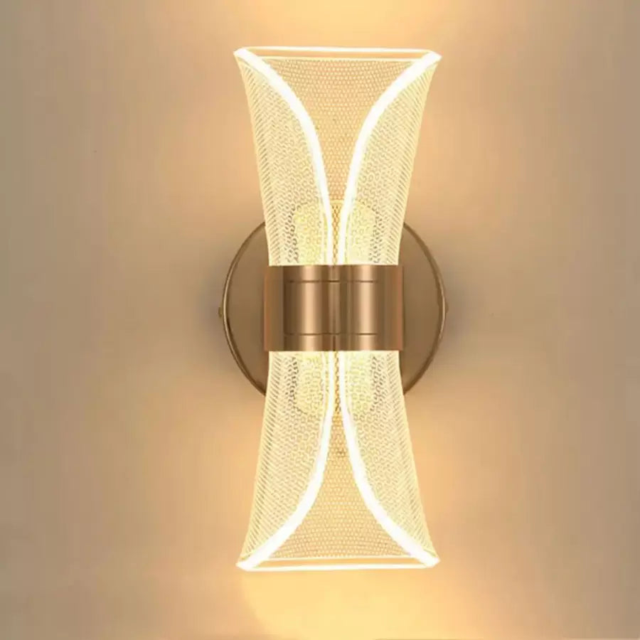 Callum 7W златна LED стенна лампа Вътрешни стенни лампи Заглавие по подразбиране Alessandro Design