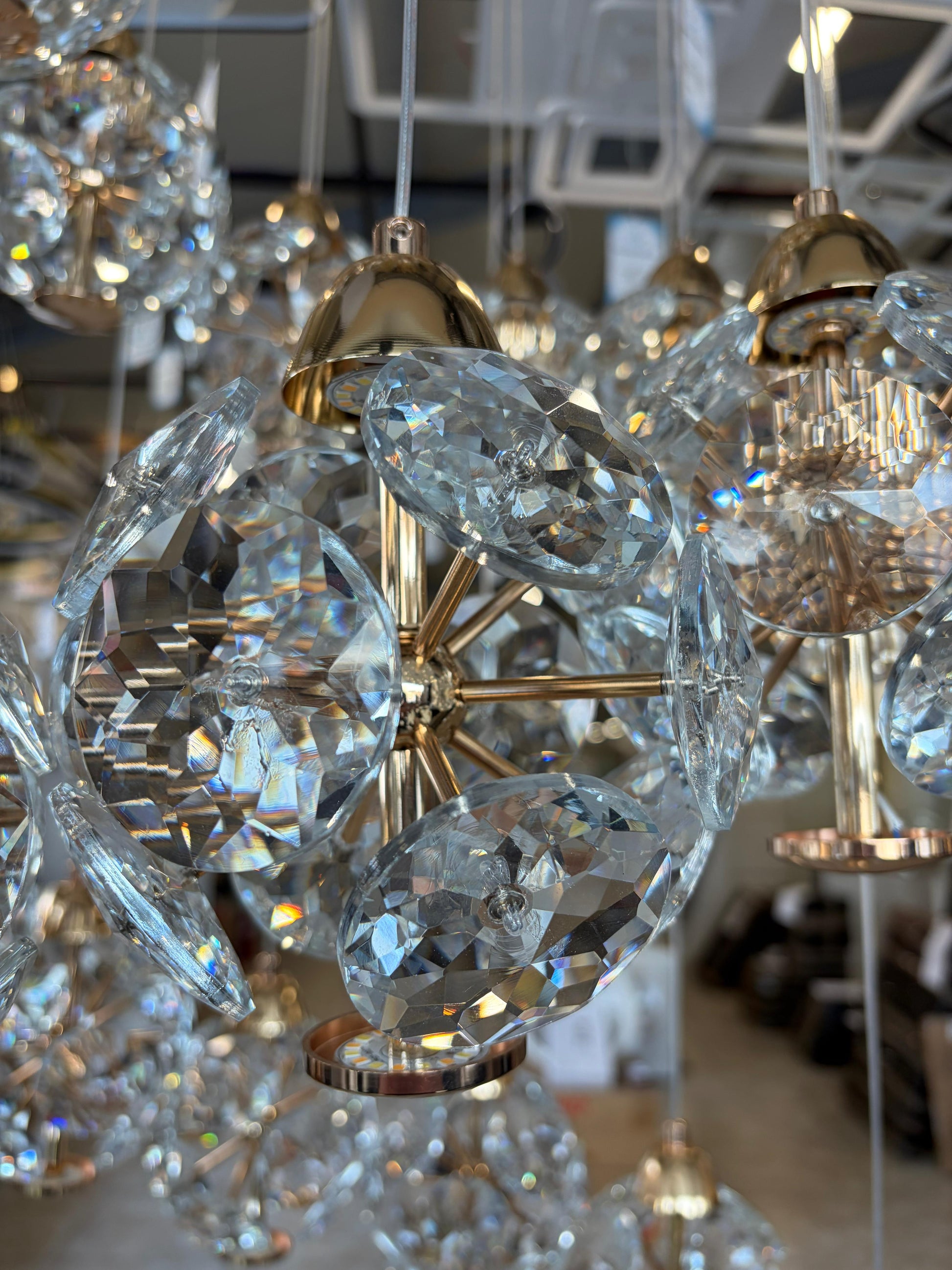 Crystal LED полилей KILKENNY Culmino, 144 W, неутрална светлина, диаметър 60 см, златни модерни полилеи Заглавие по подразбиране Alessandro Design
