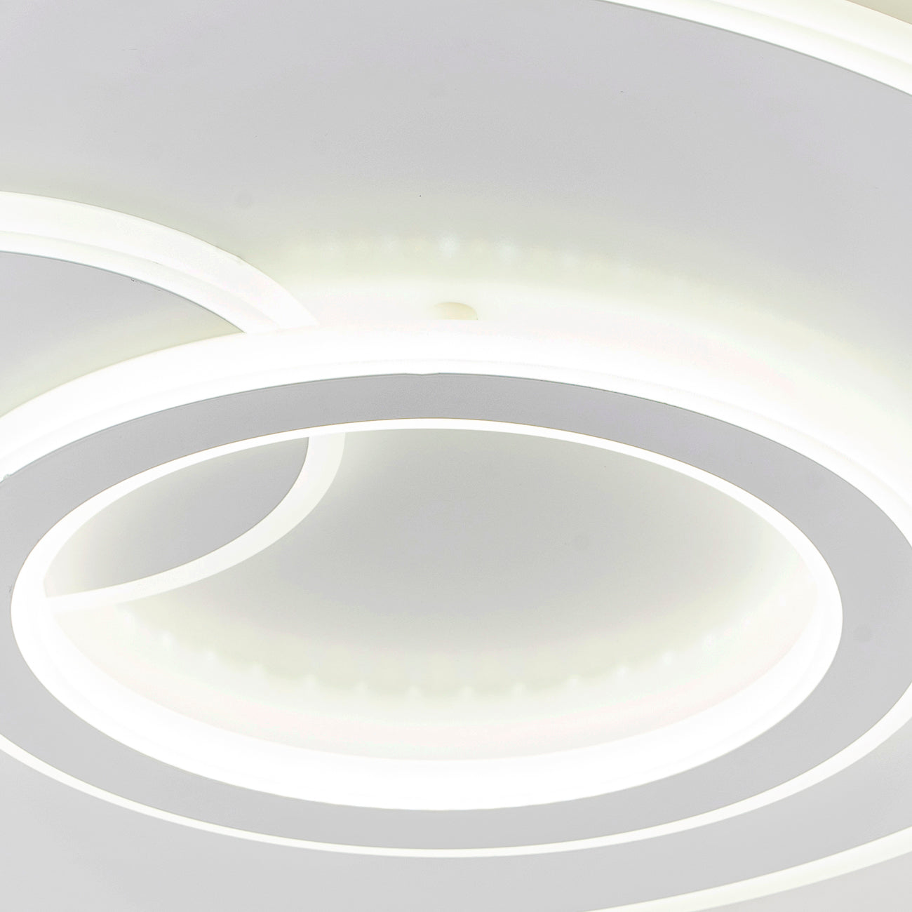 LED полилей с дистанционно управление NOLUX 34W, Кръгъл, Студена/Топла/Неутрална светлина, Димируем, Бял LED полилей с дистанционно управление Заглавие по подразбиране Alessandro Design