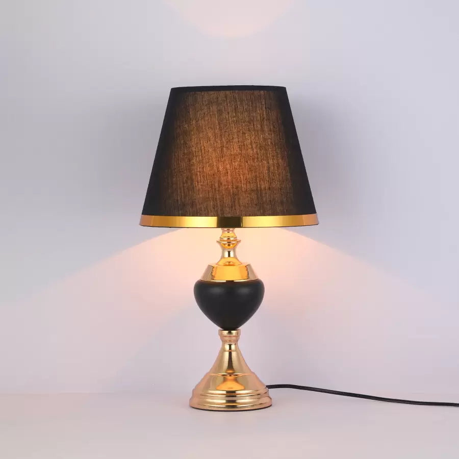 Лампа Mackenzie 1x E27 Черно злато Лампи и лампи Заглавие по подразбиране Alessandro Design